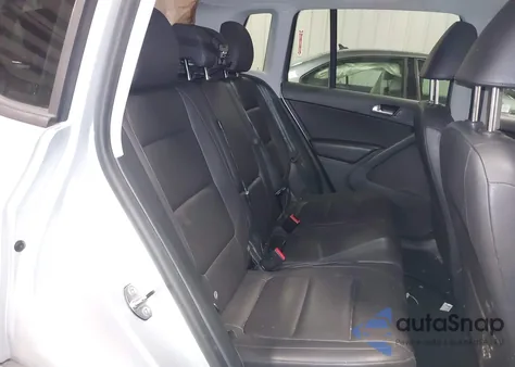 2017 Volkswagen Tiguan 2.0T/2.0T S from USA, damaged, VIN WVGAV7AX5HK031623